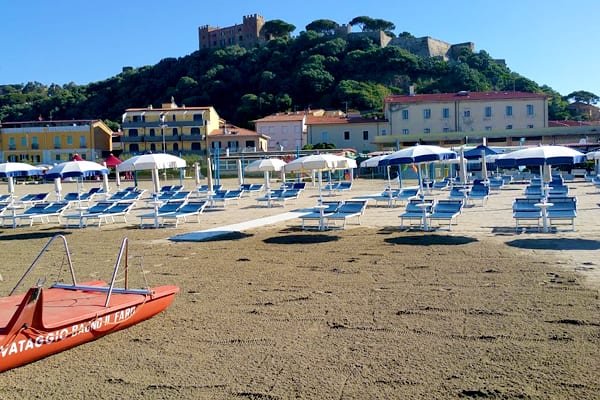 spiaggia il bagno - il faro