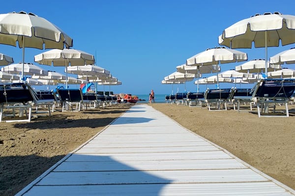 STABILIMENTO BAGNO IL FARO