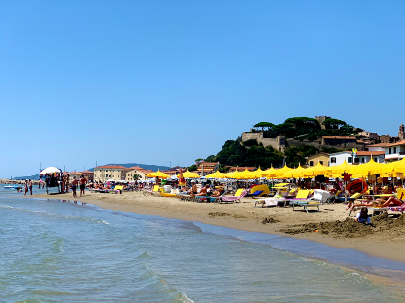Il paese di Castiglione della Pescaia nelle 4 stagioni Grosseto Toscana